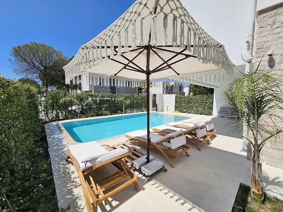 Luxury Villa With Private Pool Durrës 0*,  Albanië