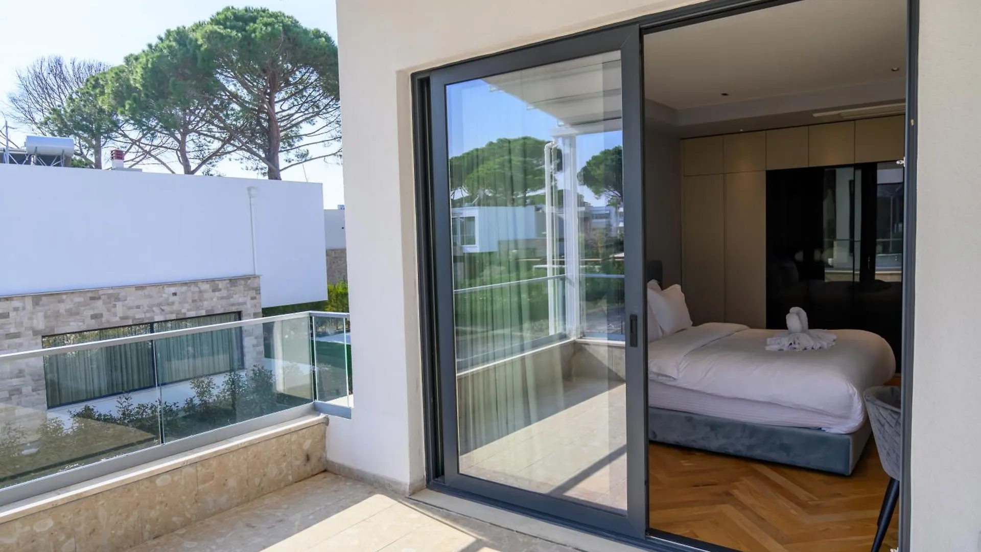 Luxury Villa With Private Pool Δυρράχιο